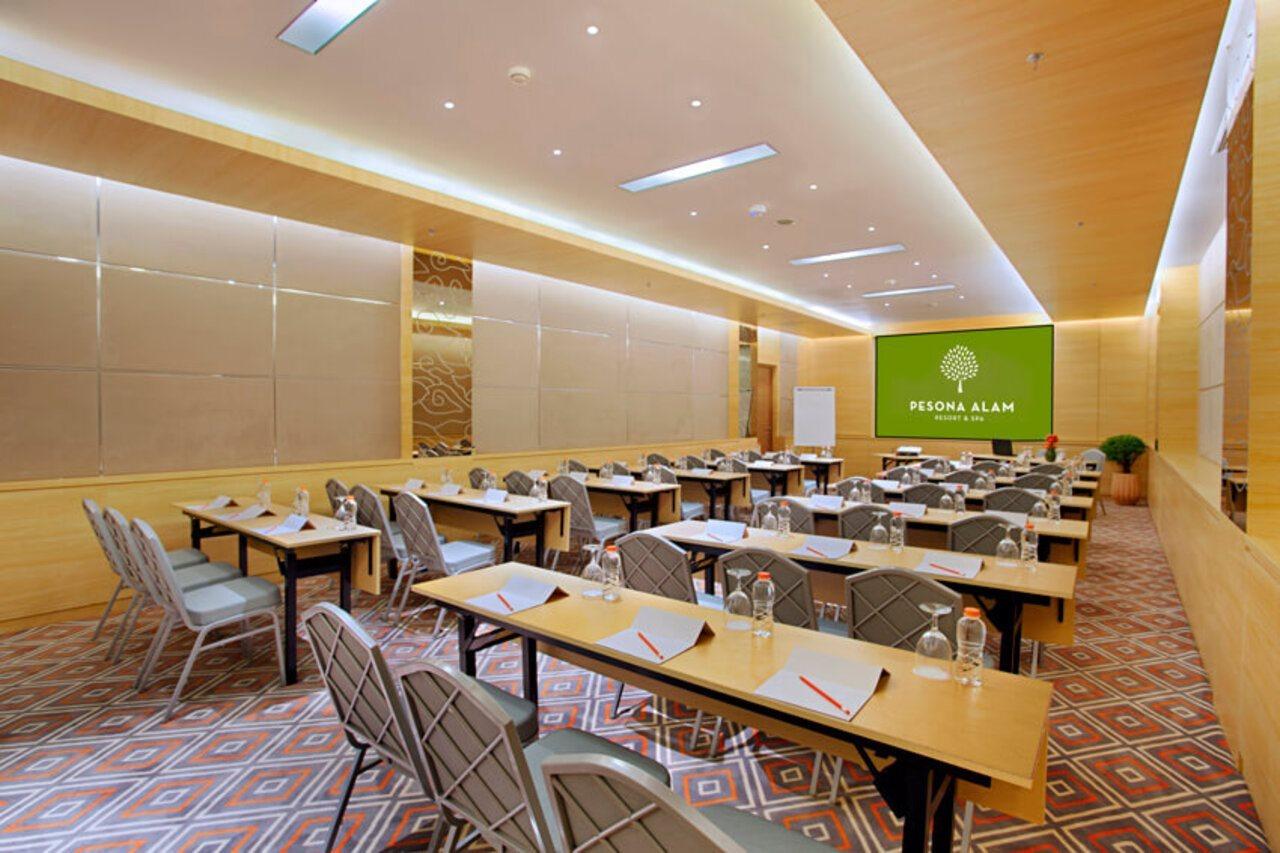 植物保护区酒店 普卡 外观 照片 Meeting room